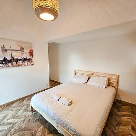8 Personnes 3 Chambres- Parking- Wifi *