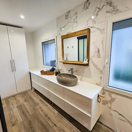 Villa 8 Personnes 3 Chambres- Parking- Wifi Saint-Etienne (Loire)