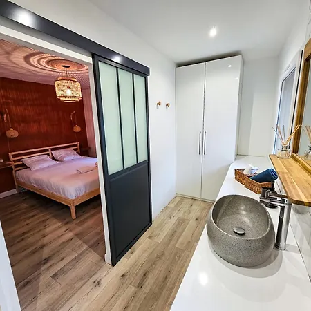 8 Personnes 3 Chambres- Parking- Wifi *